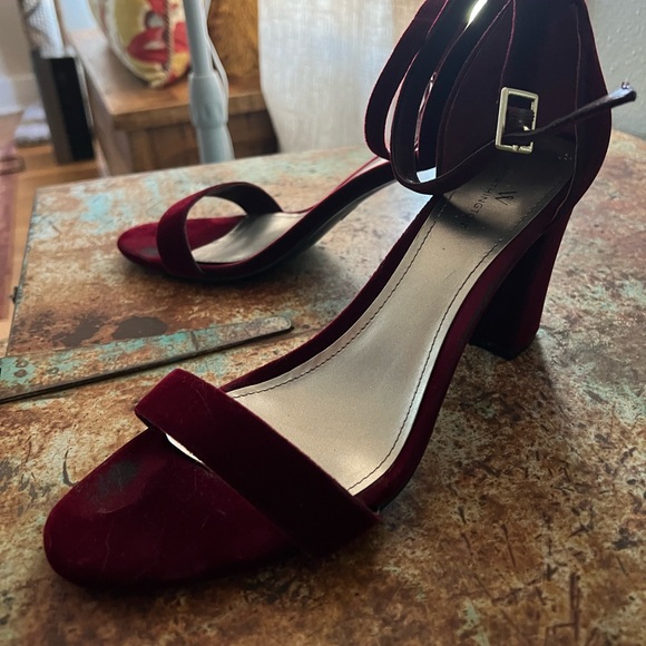 Size 12 Velvet Maroon Block Heels - Picture 2 of 6